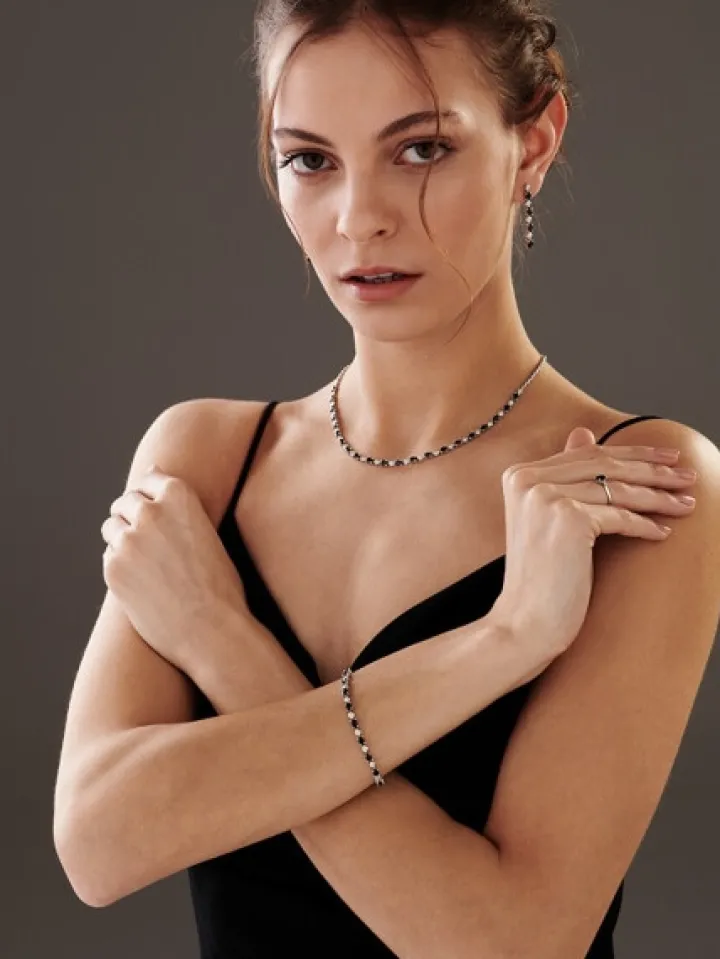 Bransoletka z białego złota z diamentami i szafirami - 18 cm - próba 585