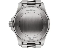 Breitling Avenger Automatic GMT 44