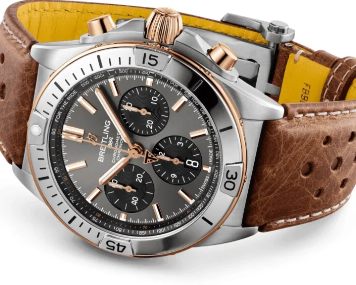 Breitling Chronomat B01 42 Triumph