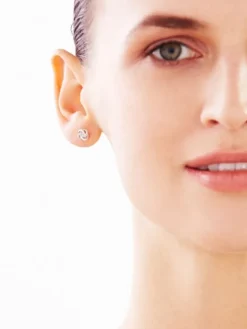 Kolczyki z białego złota z diamentami - 0,01 ct - próba 375