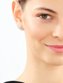 Kolczyki z białego złota z diamentami i szmaragdami - próba 585