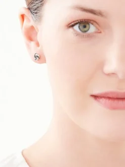 Kolczyki z białego złota z diamentami - 0,03 ct - próba 375