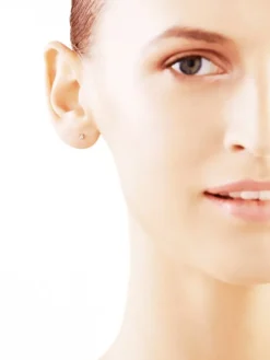 Kolczyki z białego złota z diamentami - 0,008 ct - próba 375