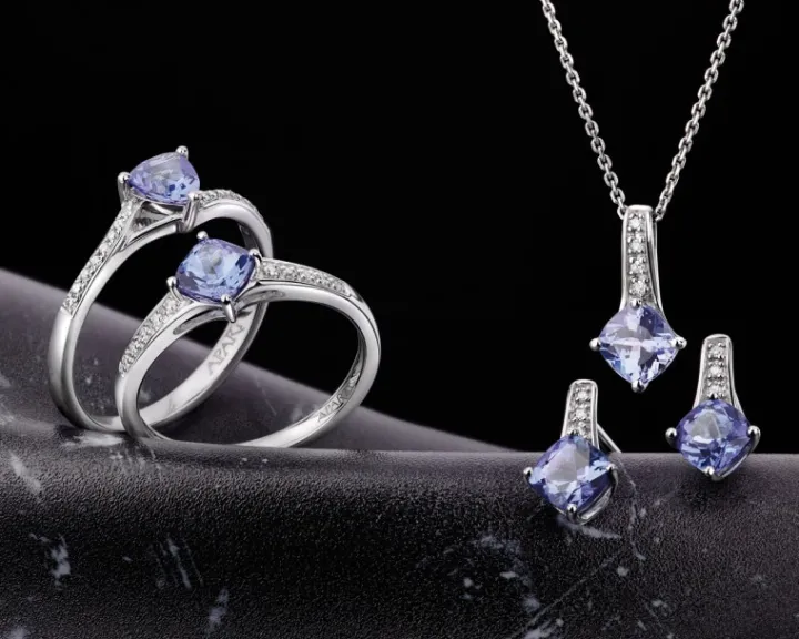 Kolczyki z białego złota z diamentami i tanzanitami - próba 585