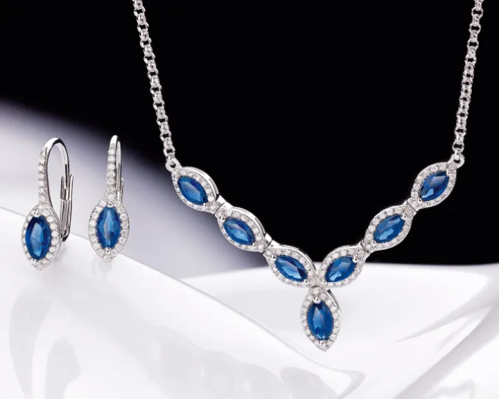 Kolczyki z białego złota z brylantami i szafirami - próba 585