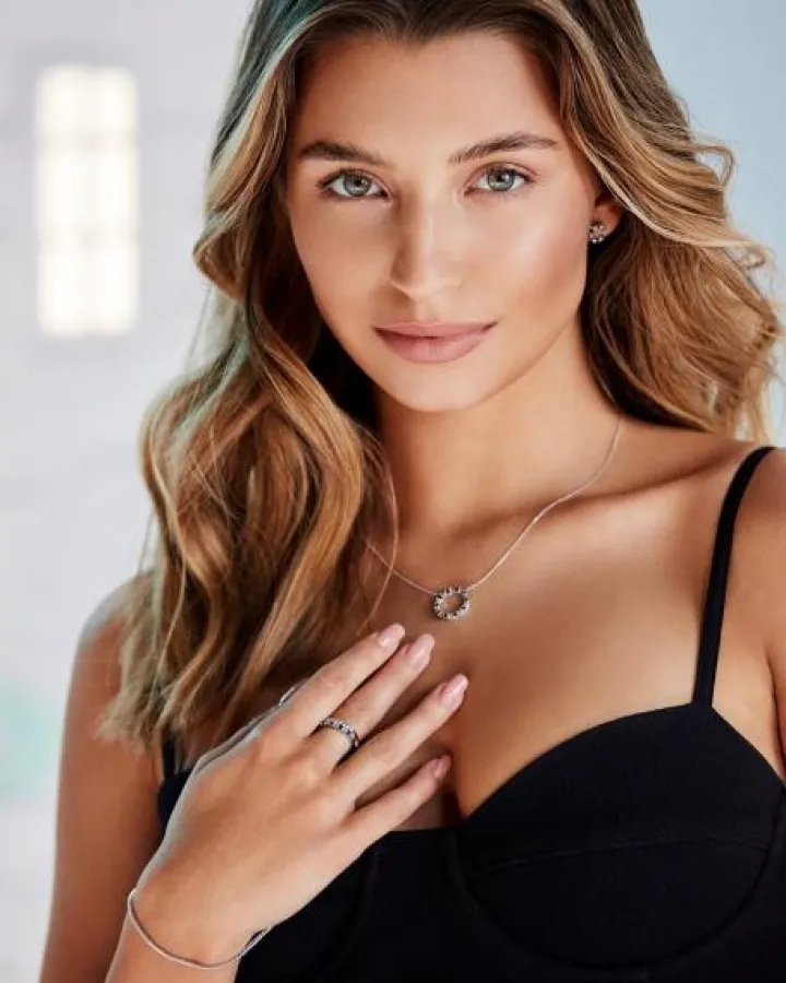 Kolczyki z białego złota z diamentami i szafirami - próba 585