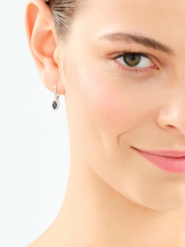 Kolczyki z białego złota z diamentami i szafirami - próba 585