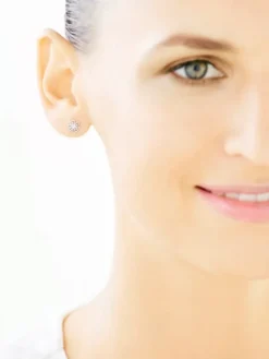 Kolczyki z białego złota z diamentami - koniczyny - 0,02 ct - próba 375