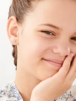 Kolczyki z białego złota z diamentami - koniczyny - 0,02 ct - próba 375