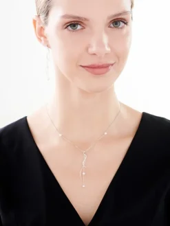 Kolczyki z białego złota z brylantami i perłami - próba 375