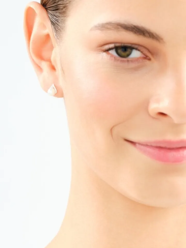 Kolczyki z białego złota z diamentami i perłami - próba 585