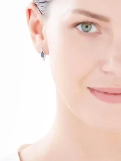 Kolczyki z białego złota z diamentami i szafirami syntetycznymi - próba 375