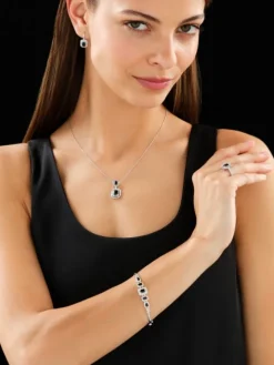 Kolczyki z białego złota z diamentami i szafirami - próba 585