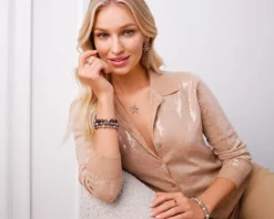 Kolczyki z mosiądzu pozłacane z cyrkoniami - kwiaty