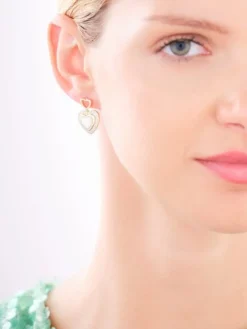 Kolczyki z mosiądzu pozłacane z cyrkoniami i masą perłową - serca