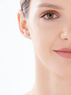 Kolczyki z różowego  złota z diamentami - serce, nieskończoność - 0,01 ct - próba 375