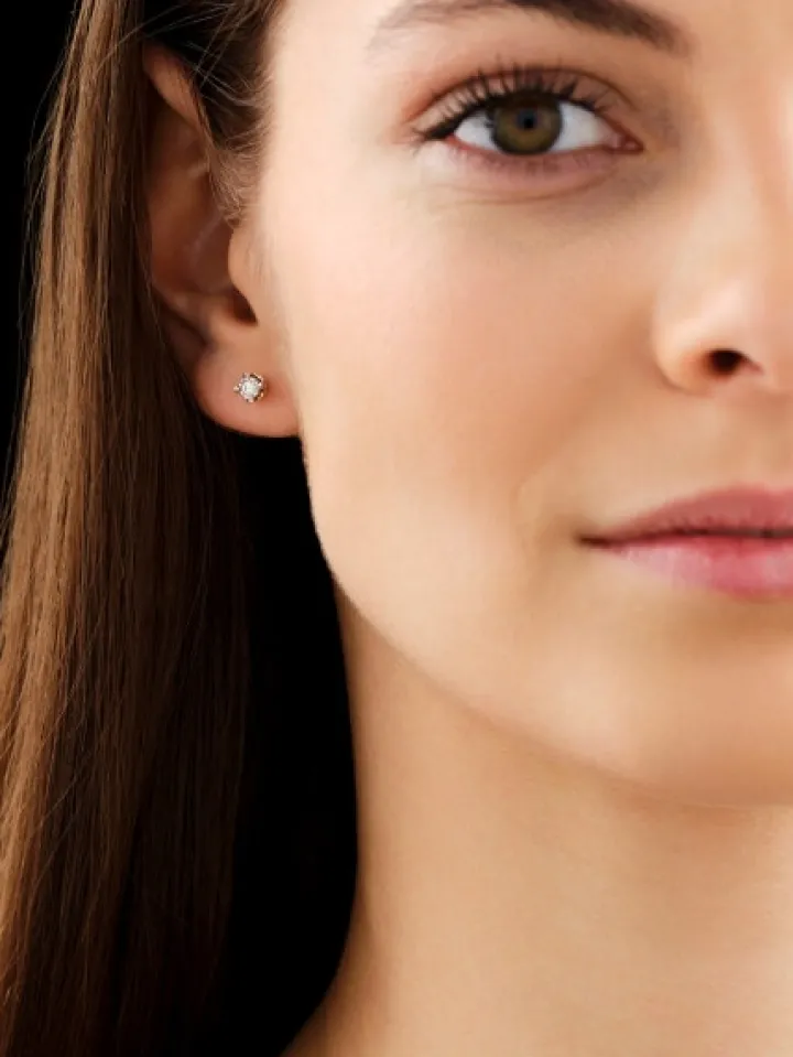 Kolczyki z żółtego i białego złota z brylantami - serca - 0,12 ct - próba 585