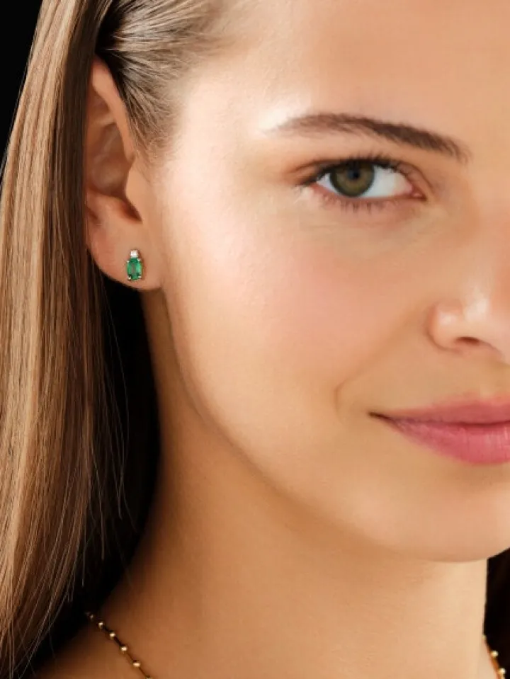 Kolczyki z żółtego złota z brylantami i szmaragdami - próba 750