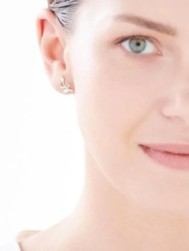 Kolczyki z żółtego złota z brylantami i topazami - liście - próba 375