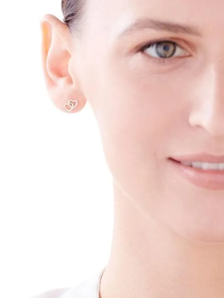 Kolczyki z żółtego złota z diamentami - serca - 0,006 ct - próba 375