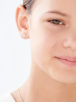 Kolczyki z żółtego złota z diamentami - aniołki - 0,004 ct - próba 375