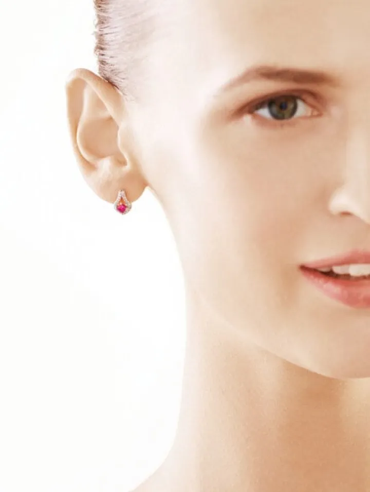 Kolczyki z żółtego złota z diamentami i rubinami - próba 585