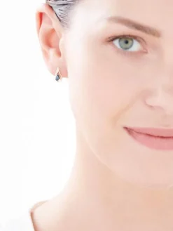 Kolczyki z żółtego złota z diamentami i szafirami - próba 375