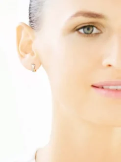 Kolczyki z żółtego złota z diamentami - 0,03 ct - próba 585