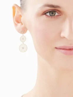 Kolczyki z żółtego złota z diamentami - rozety - 0,03 ct - próba 375