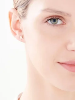 Kolczyki z żółtego złota z diamentami - 0,02 ct - próba 375