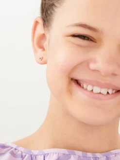 Kolczyki z żółtego złota z diamentami - serca - 0,06 ct - próba 375