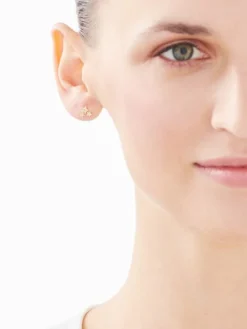 Kolczyki z żółtego złota z diamentami - gwiazdy - 0,01 ct - próba 375