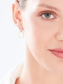 Kolczyki z żółtego złota z diamentami - koła - 0,10 ct - próba 375