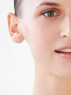 Kolczyki z żółtego złota z diamentami - 0,006 ct - próba 375