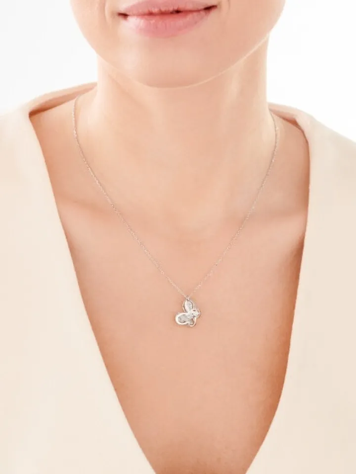 Naszyjnik srebrny - motyl