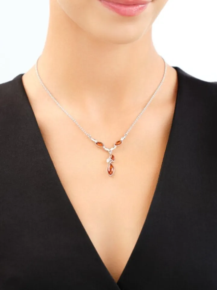 Naszyjnik srebrny z bursztynem