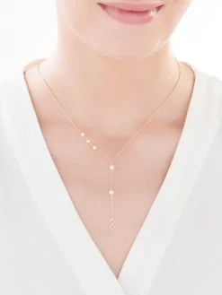 Naszyjnik srebrny z masą perłową - nieskończoność