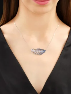 Naszyjnik z białego złota z brylantami i szafirami cejlońskimi - piórko - próba 750