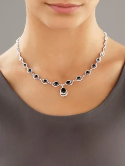 Naszyjnik z białego złota z brylantami i szafirami - próba 585