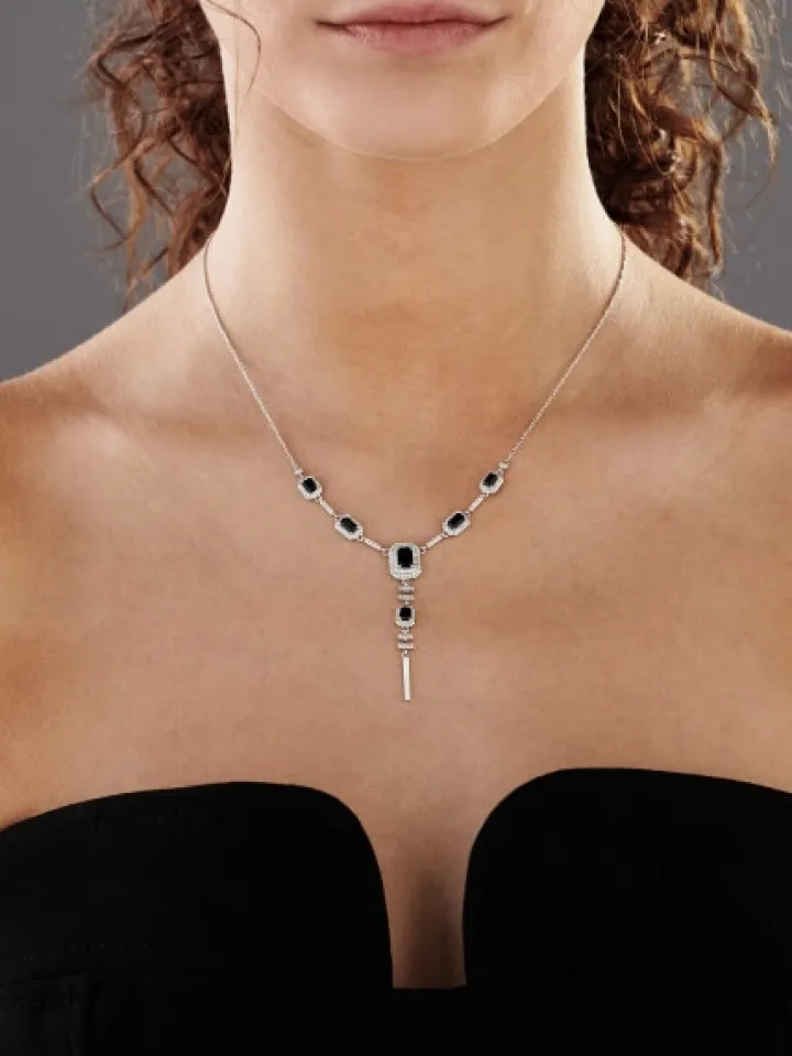 Naszyjnik z białego złota z diamentami i szafirami - próba 585