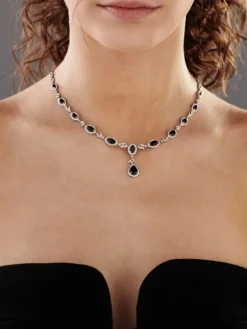 Naszyjnik z białego złota z brylantami i szafirami - próba 585