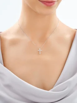 Naszyjnik z białego złota z brylantami laboratoryjnymi - krzyż - 0,50 ct - próba 585
