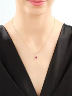 Naszyjnik z żółtego złota z diamentami i rubinem - próba 585