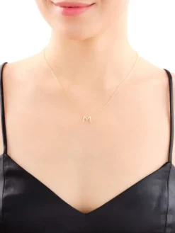 Naszyjnik z żółtego złota z diamentami - litera M - 0,006 ct - próba 375