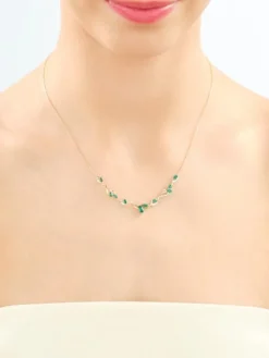 Naszyjnik z żółtego złota z diamentami i szmaragdami syntetycznymi - próba 375