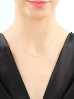 Naszyjnik z żółtego złota z diamentami - krzyż - 0,06 ct - próba 585