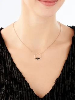 Naszyjnik ze stali szlachetnej z żywicą epoksydową