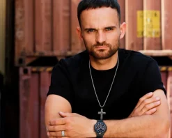 Obrączka ze stali szlachetnej