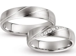 Obrączki Ślubne Apart.  Białe złoto rodowane. Wzór 4/167