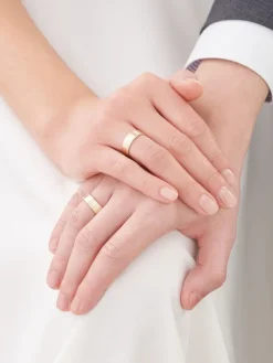 Obrączki Ślubne Apart.  Żółte złoto. Wzór 236